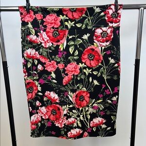 Plus Size Floral Black Green and Red Women's Stretchy Midi Skirt 3x
